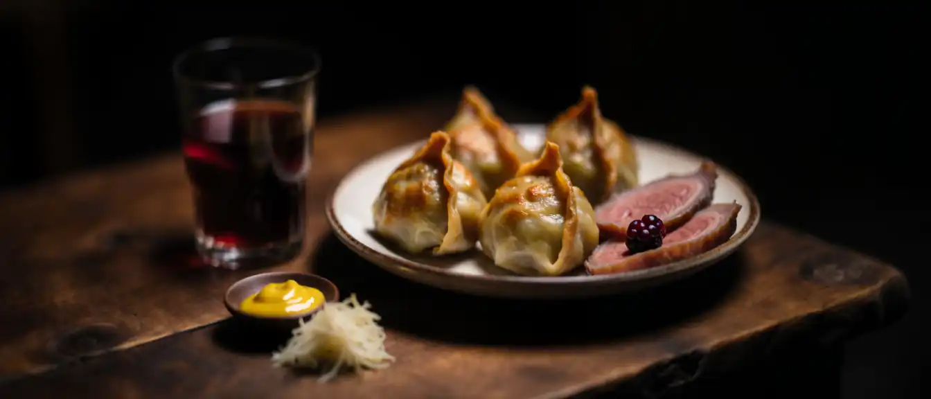 Вкус родины в гастрономическом райдере: что Максим Галкин* просит подать на своих зарубежных концертах