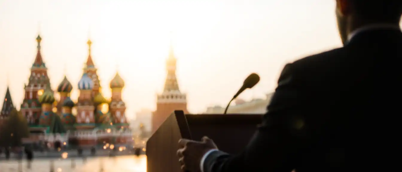 Искусство уверенного звучания: как голос диктора Красной площади покоряет аудиторию