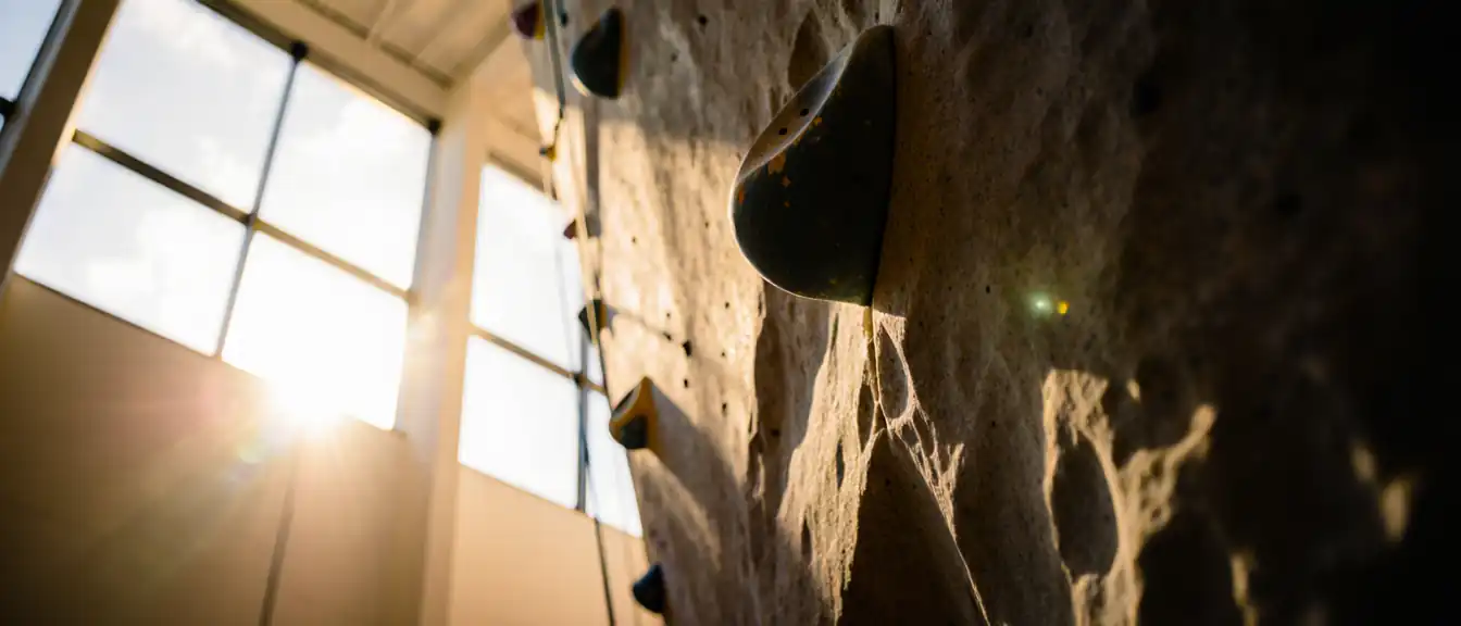 Спорт вне политики: почему World Climbing отказалась от идеи дисквалификации России и союзников