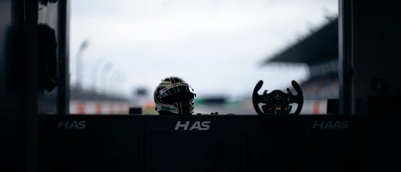 Эстебан Окон завершит сотрудничество с командой Haas по итогам сезона 2026 года