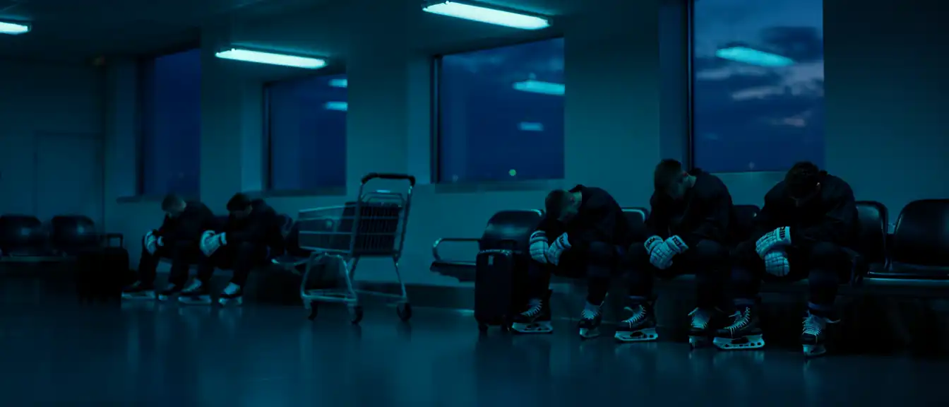 Из-за технических поломок авиасообщения игроки Анахайм Дакс провели в пути пятнадцать часов перед игрой с Рейнджерс