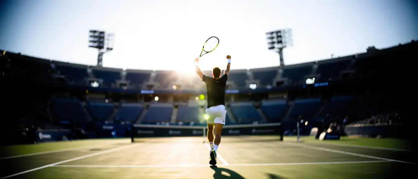 Сенсационное выбывание фаворита: Александр Блокс продолжает путь по сетке US Open